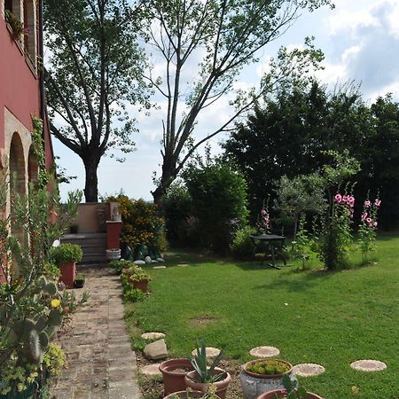 Isola Dei Calanchi Hotel Atri Exterior foto